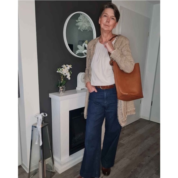 Women's High-Rise Wide Leg Jeans - Universal Thread™M Dark Wash Short new - Picture 7 of 9